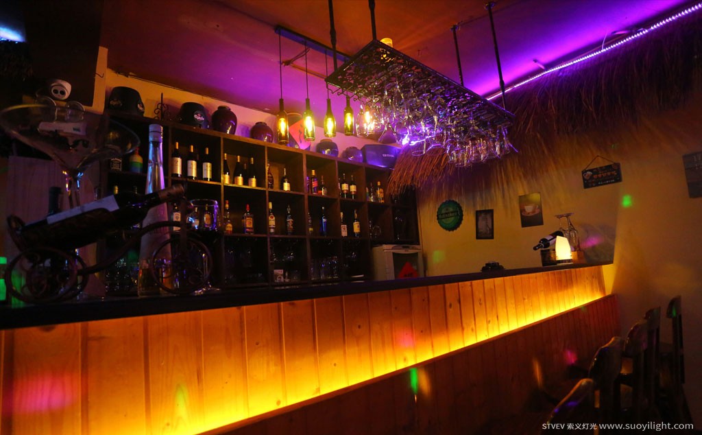 宁夏小酒吧灯光设计方案